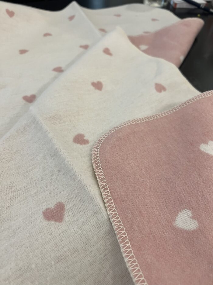Plaid baby cuoricini rosa