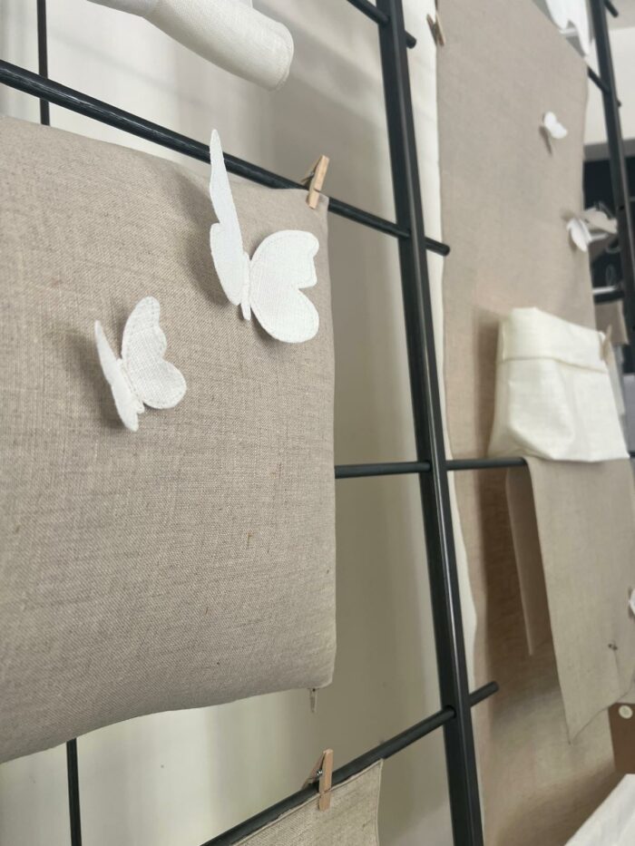Cuscino lino farfalle - immagine 3